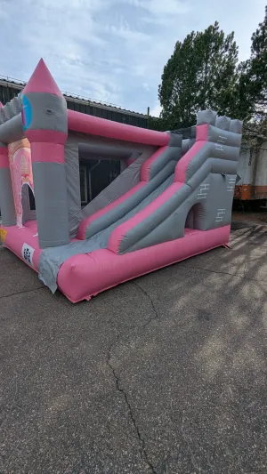 Château de princesse (Pour toute réservation écrivez nous un mail)